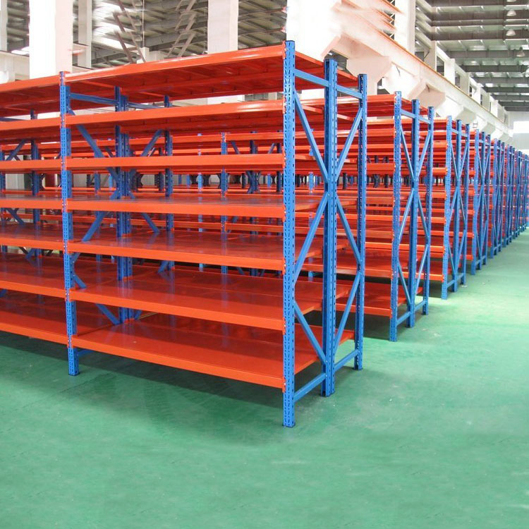 中型貨架的特點(diǎn)簡(jiǎn)介